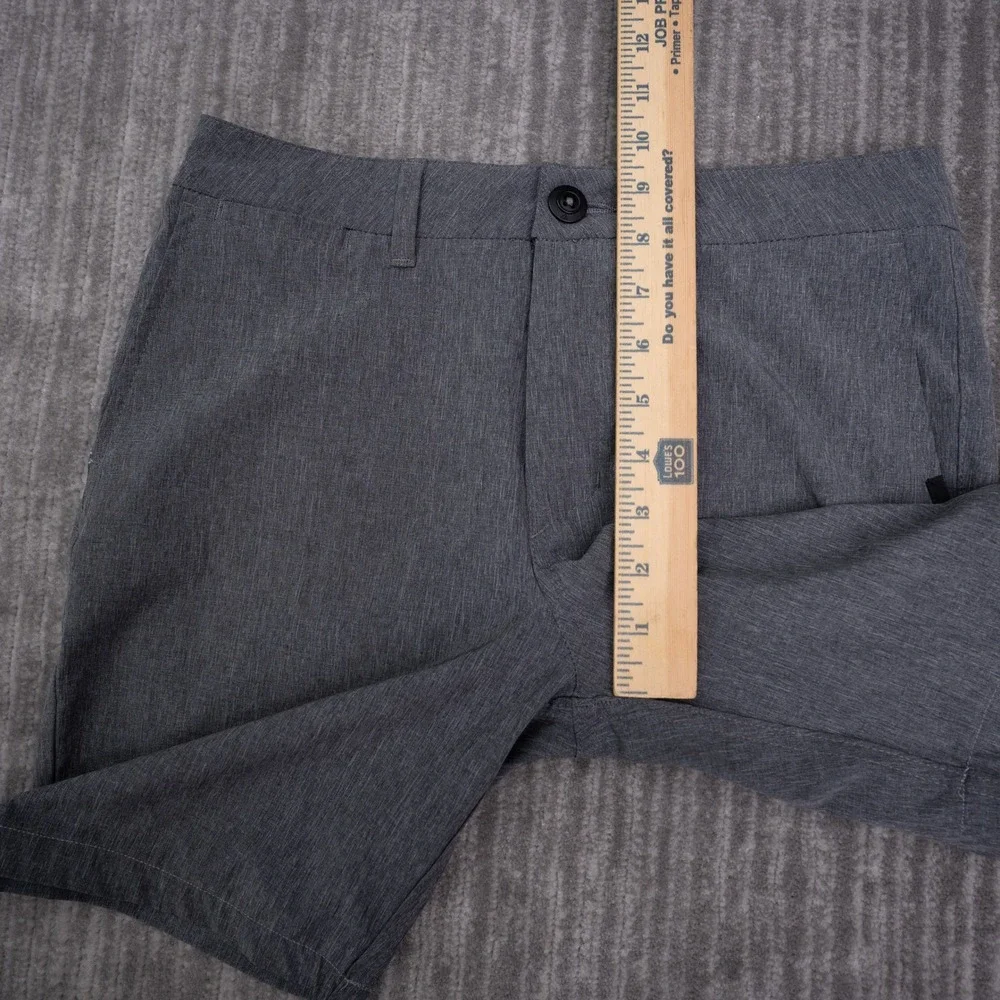 Quiksilver Amphibian Shorts Mens 28 Gray Excellent DryFlight Hybrid Boardshorts